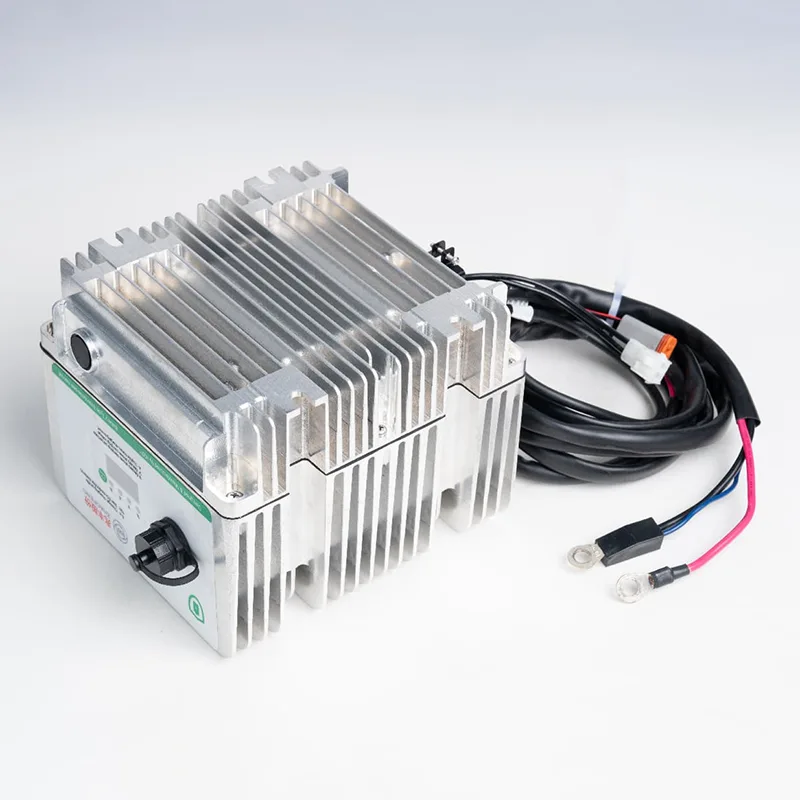 ஃபோர்க்லிஃப்ட்களுக்கு 720W நீர்ப்புகா பேட்டரி பராமரிக்கக்கூடிய OBC